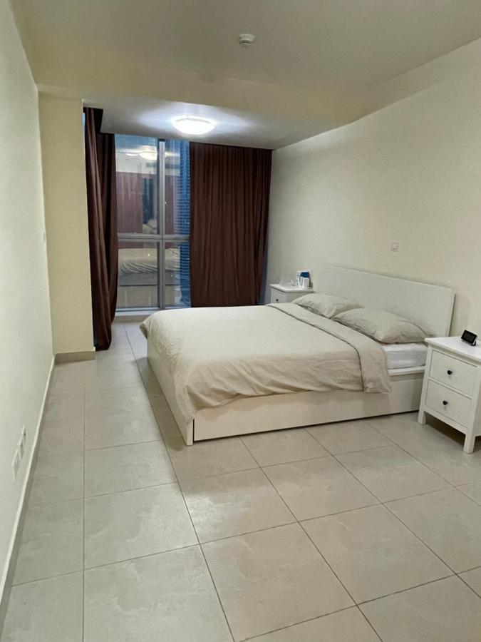 Metro Premium Location Spacious 2 Bedroom Apartment Right Next To The Metro Dubai Exterior photo